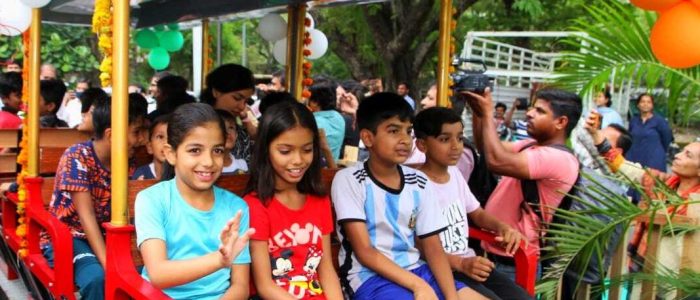 nehru park indore toy train